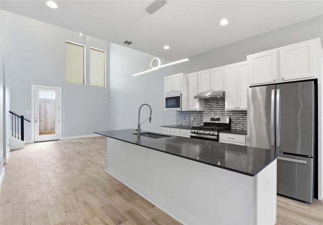 1709 Cedrocanna Lane, Houston, TX 77091