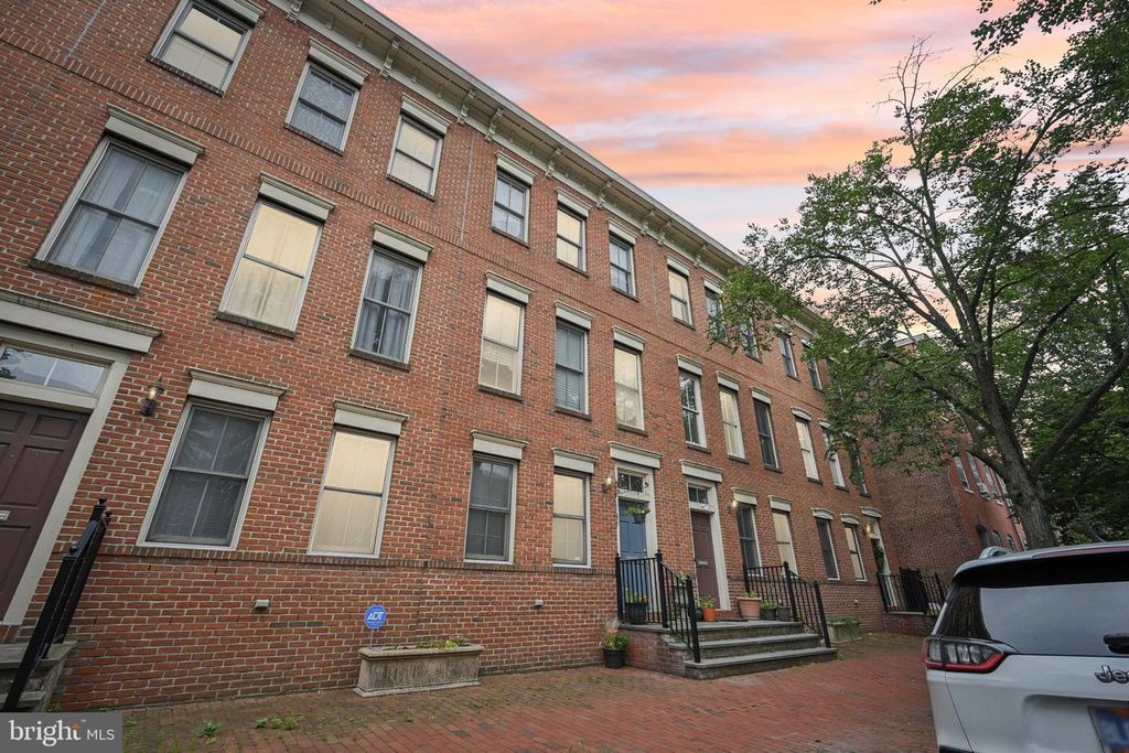 137 JACKSON ST, Trenton, NJ 08611