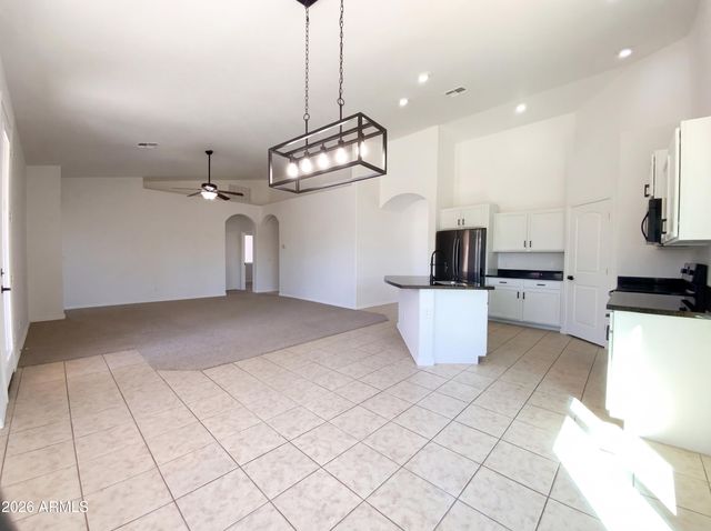 3643 E MEADOW LARK Way, San Tan Valley, AZ 85140