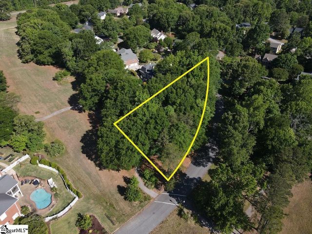 219 Huntcliff Drive, Taylors, SC 29687