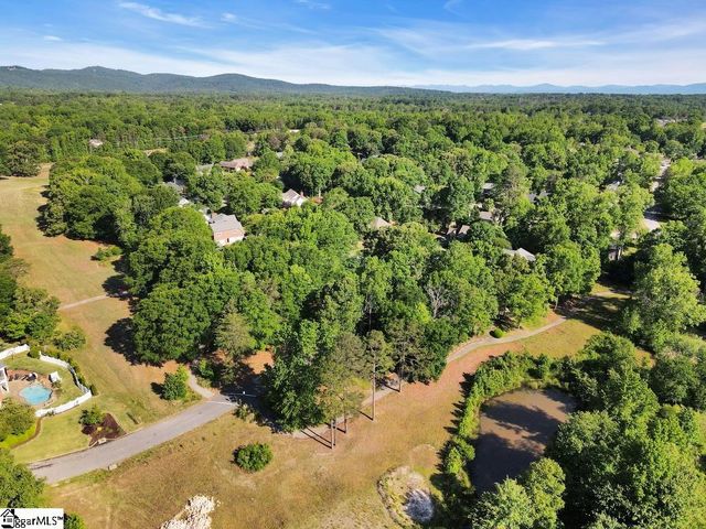 219 Huntcliff Drive, Taylors, SC 29687