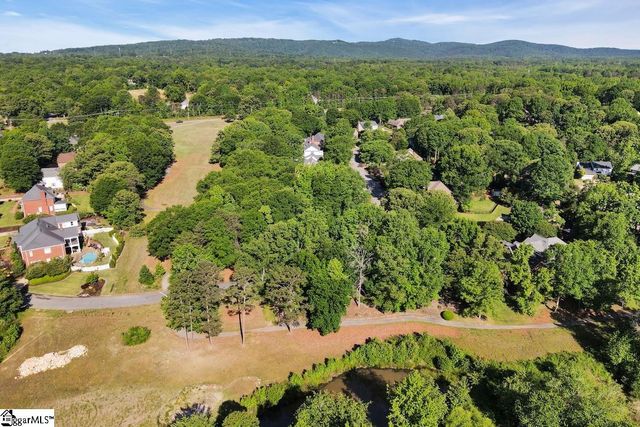 219 Huntcliff Drive, Taylors, SC 29687