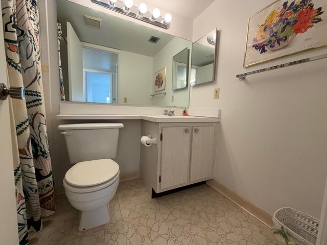 3530 Pine Needle Drive C-2, Greenacres, FL 33463