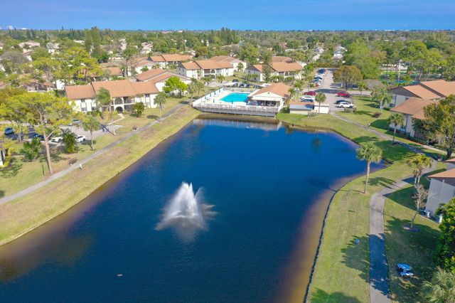 3530 Pine Needle Drive C-2, Greenacres, FL 33463