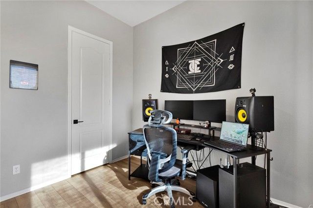 18977 Mono, Hesperia, CA 92345