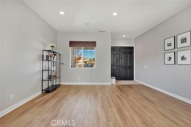 18977 Mono, Hesperia, CA 92345