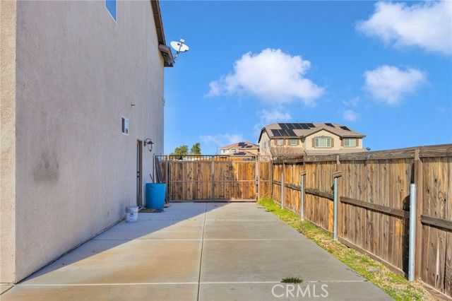 18977 Mono, Hesperia, CA 92345