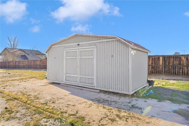 18977 Mono, Hesperia, CA 92345