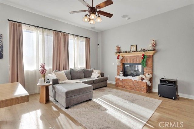 18977 Mono, Hesperia, CA 92345