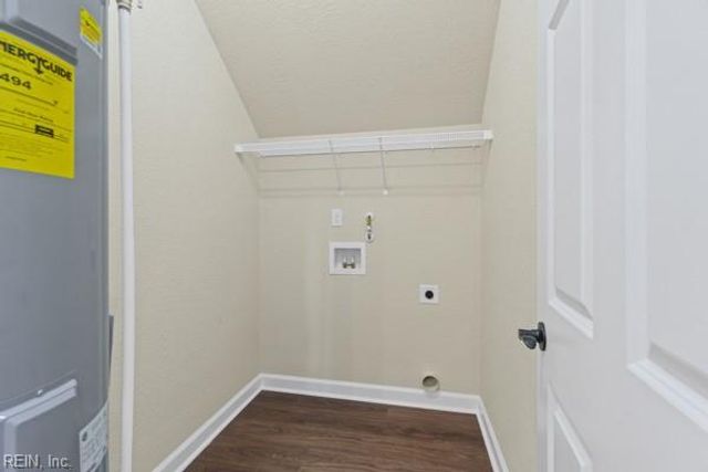 3080 Arthur DR, Suffolk, VA 23438