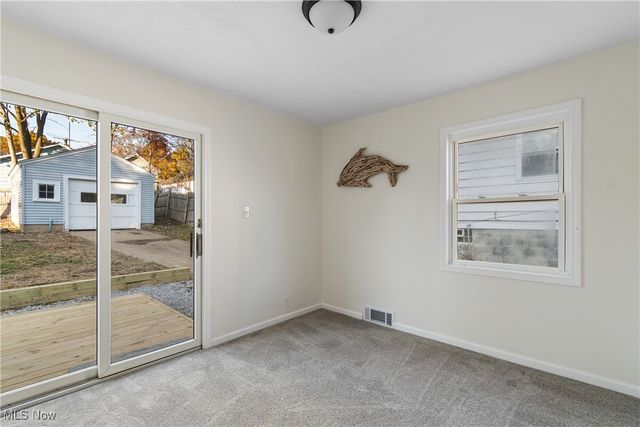 955 Iona Avenue, Akron, OH 44314