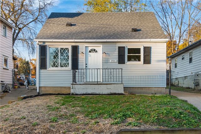 955 Iona Avenue, Akron, OH 44314
