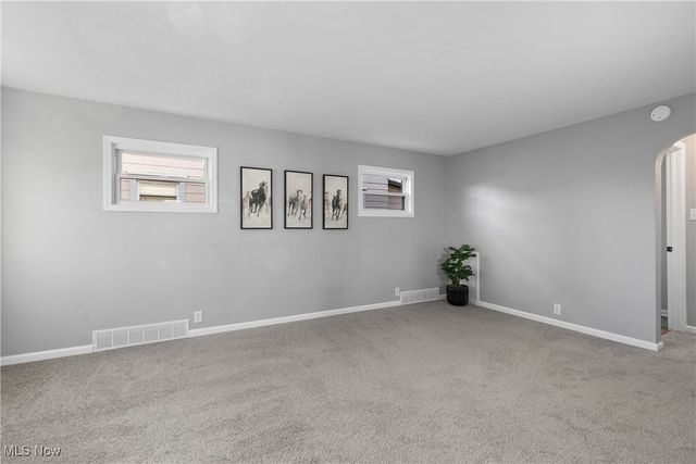 955 Iona Avenue, Akron, OH 44314