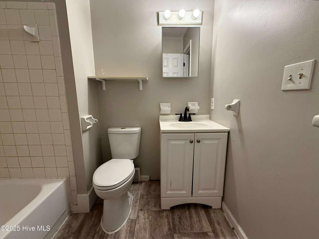 426 Myrtlewood Circle, Jacksonville, NC 28546