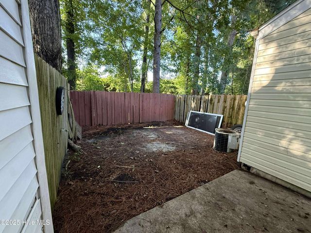 426 Myrtlewood Circle, Jacksonville, NC 28546