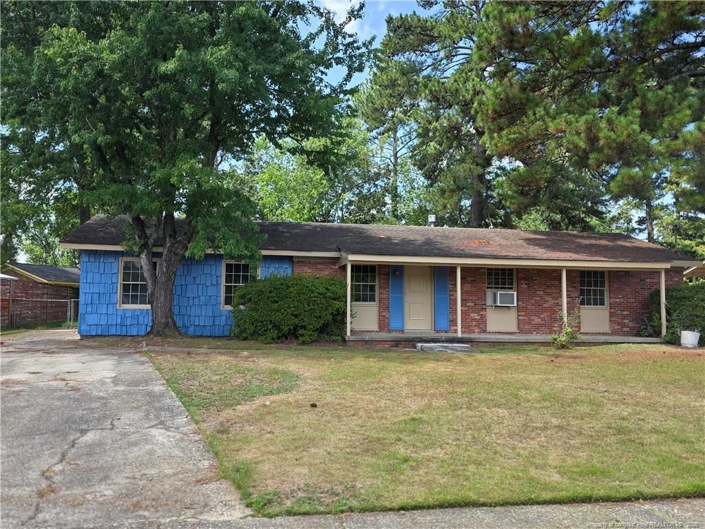 838 Montclair Road, Fayetteville, NC 28314