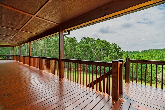 156 Pineview Lane, Copperhill, TN 37317