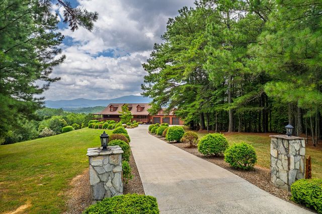 156 Pineview Lane, Copperhill, TN 37317