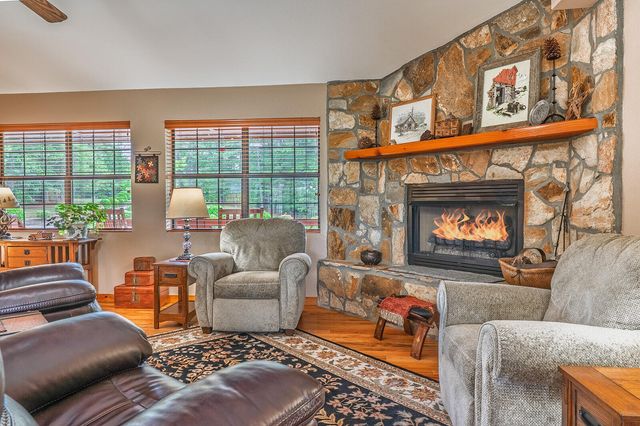 156 Pineview Lane, Copperhill, TN 37317