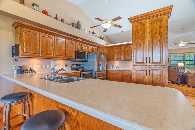 156 Pineview Lane, Copperhill, TN 37317
