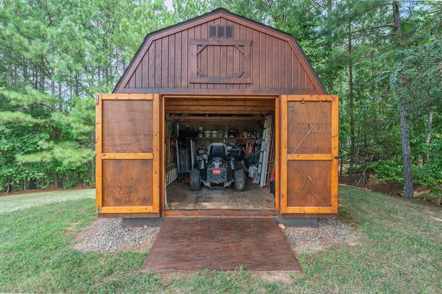 156 Pineview Lane, Copperhill, TN 37317