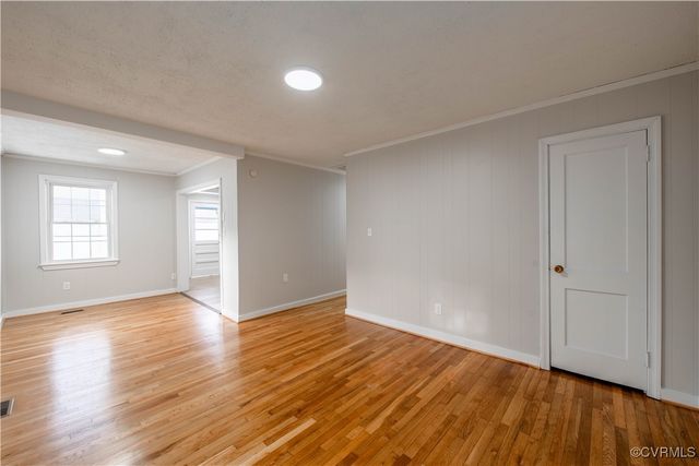 2900 Pickett St, Hopewell, VA 23860