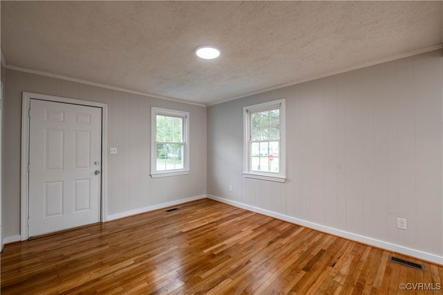 2900 Pickett St, Hopewell, VA 23860