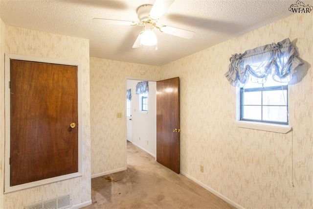 8 CHANUTE CIRCLE, Wichita Falls, TX 76306