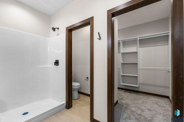 1102 S 6th Ave Avenue, Rock Rapids, IA 51246