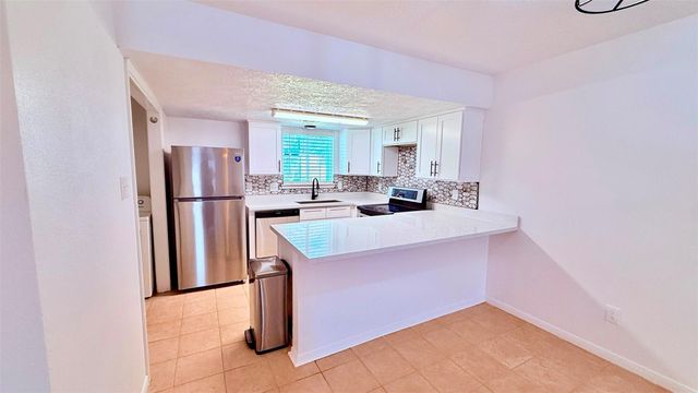 1927 Country Village Boulevard B, Humble, TX 77338