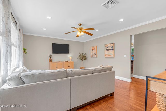 542 California Avenue, Brick, NJ 08724