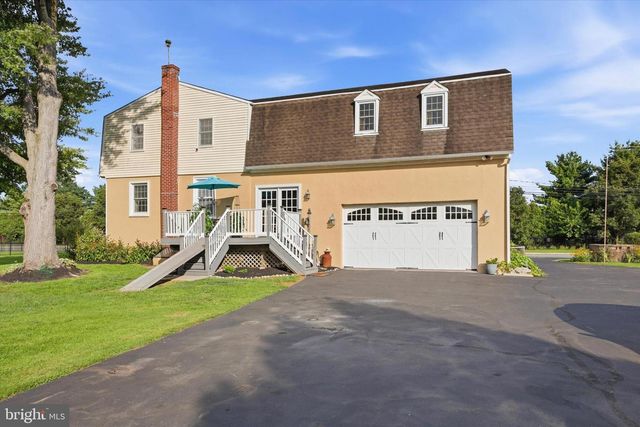 414 LOWER STATE RD, North Wales, PA 19454