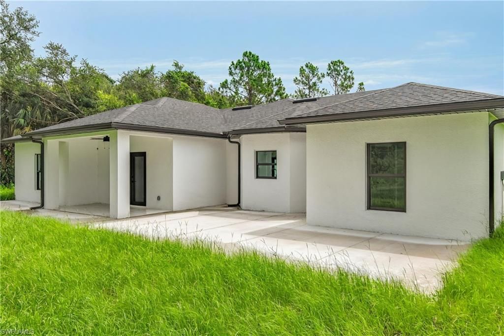 407 Washington AVE, LEHIGH ACRES, FL 33972 — photo 4