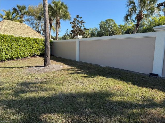13563 Snook CIR, Naples, FL 34114