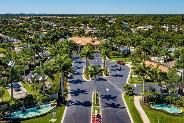 13563 Snook CIR, Naples, FL 34114