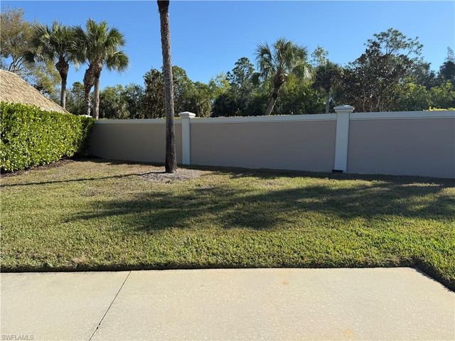 13563 Snook CIR, Naples, FL 34114