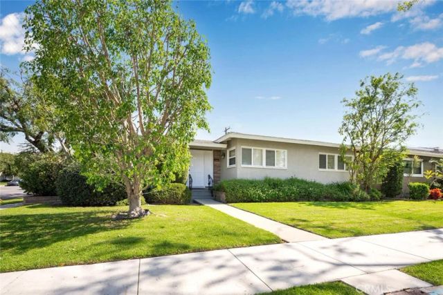 2154 N Studebaker Road, Long Beach, CA 90815