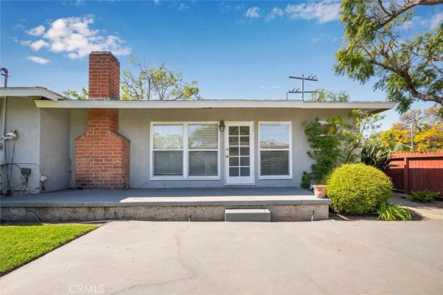 2154 N Studebaker Road, Long Beach, CA 90815