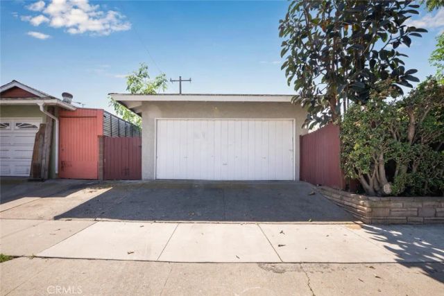 2154 N Studebaker Road, Long Beach, CA 90815