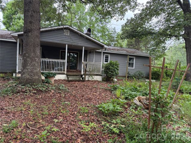 121 Brady Circle Road, Statesville, NC 28625