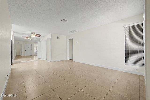 316 W HONONEGH Drive 6, Phoenix, AZ 85027