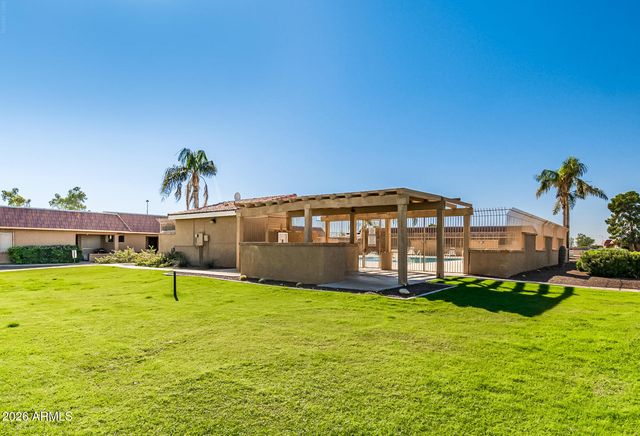 316 W HONONEGH Drive 6, Phoenix, AZ 85027