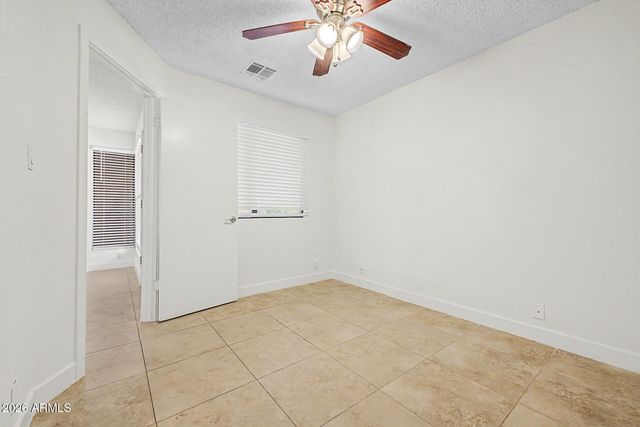 316 W HONONEGH Drive 6, Phoenix, AZ 85027