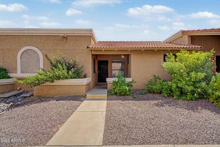 316 W HONONEGH Drive 6, Phoenix, AZ 85027