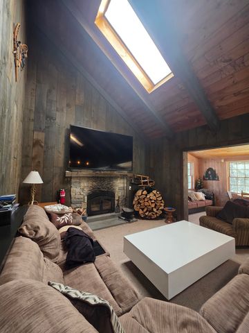 26 North Wind Road, Wilmington, VT 05363