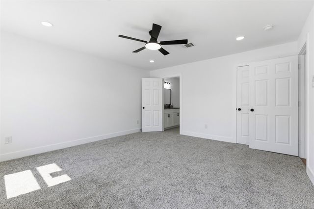5711 Thrush Drive, Houston, TX 77033
