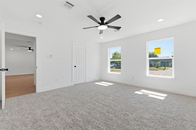 5711 Thrush Drive, Houston, TX 77033