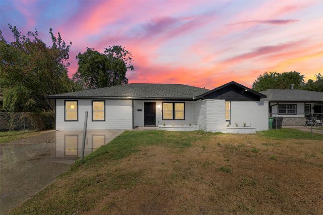 5711 Thrush Drive, Houston, TX 77033