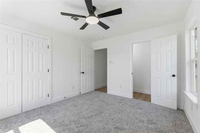 5711 Thrush Drive, Houston, TX 77033