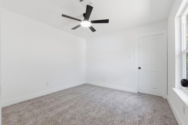 5711 Thrush Drive, Houston, TX 77033